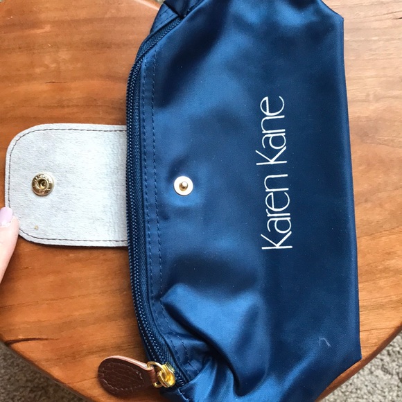 Karen Kane pouch bag - Picture 3 of 6